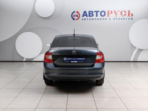 Skoda Rapid I с пробегом 2016 года, цена 799 000 рублей, 240300 км, лифтбек, Автокод Объявления