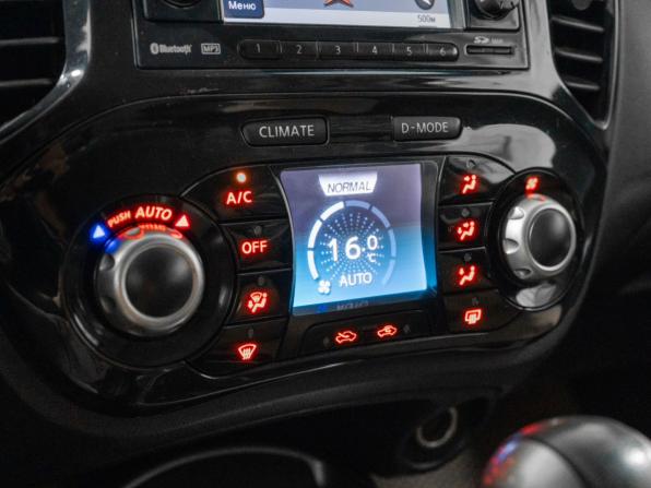 Nissan Juke I с пробегом 2012 года, цена 945 000 рублей, 150108 км, внедорожник, Автокод Объявления