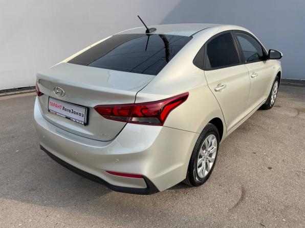 Hyundai Solaris II с пробегом 2019 года, цена 1 499 000 рублей, 74788 км, седан, Автокод Объявления