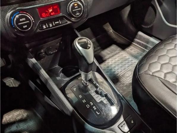 Kia Rio III с пробегом 2013 года, цена 840 000 рублей, 124785 км, хэтчбек, Автокод Объявления