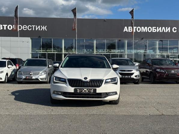 Skoda Superb III с пробегом 2016 года, цена 1 766 000 рублей, 190000 км, лифтбек, Автокод Объявления