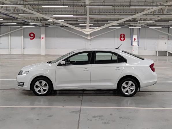Skoda Rapid I Рестайлинг с пробегом 2018 года, цена 1 195 000 рублей, 118964 км, лифтбек, Автокод Объявления