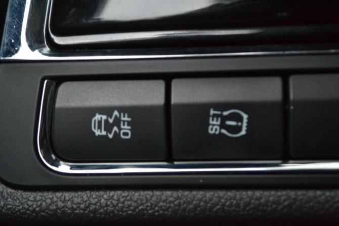 Skoda Superb II Рестайлинг с пробегом 2014 года, цена 1 190 000 рублей, 238530 км, лифтбек, Автокод Объявления