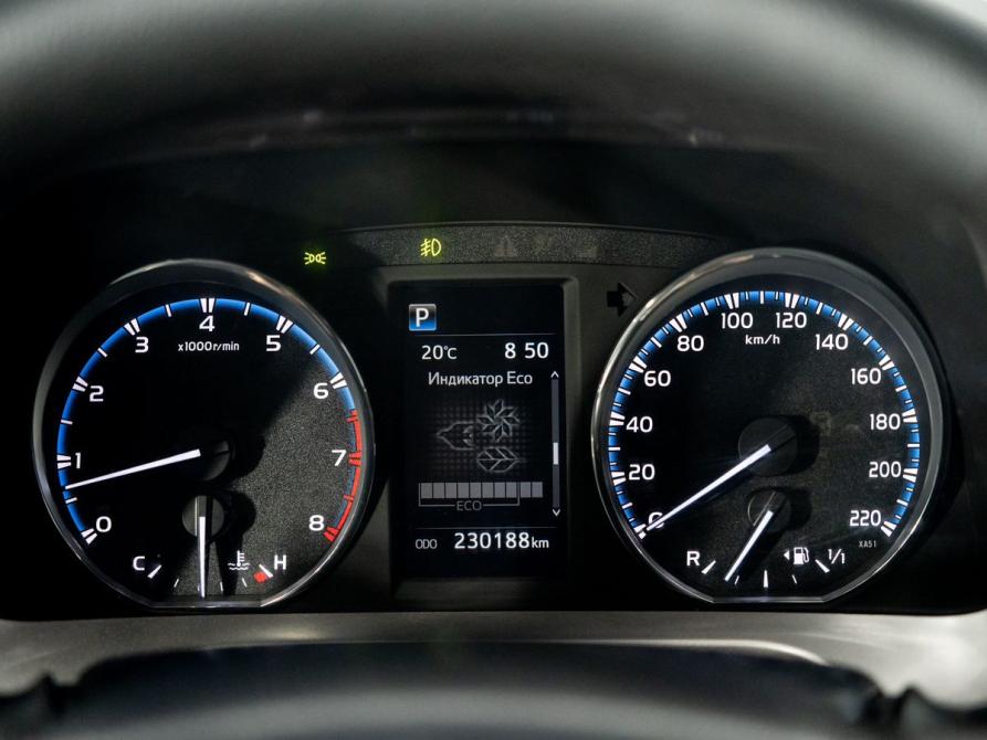 Toyota RAV4 IV (XA40) Рестайлинг Иркутск  - изображение 10