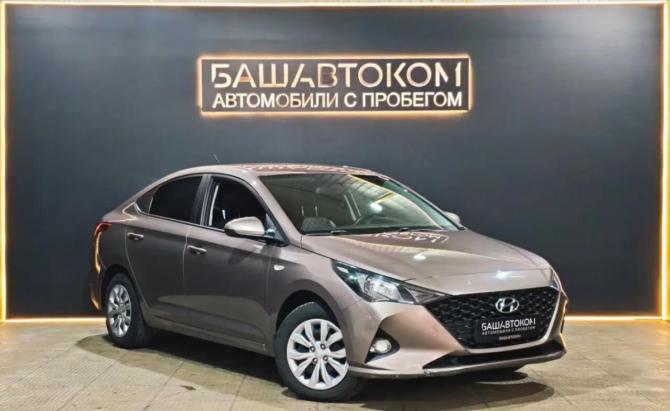 Hyundai Solaris II Рестайлинг с пробегом 2021 года, цена 1 499 000 рублей, 114287 км, седан, Автокод Объявления