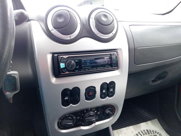 Renault Sandero I с пробегом 2014 года, цена 645 000 рублей, 108737 км, хэтчбек, Автокод Объявления
