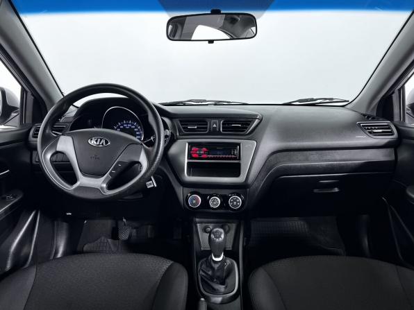 Kia Rio III Рестайлинг с пробегом 2016 года, цена 720 000 рублей, 258797 км, седан, Автокод Объявления