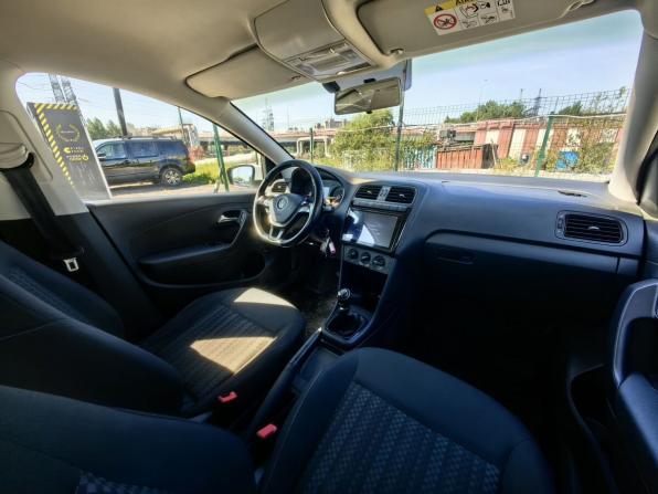 Volkswagen Polo V Рестайлинг с пробегом 2016 года, цена 1 029 000 рублей, 96000 км, седан, Автокод Объявления