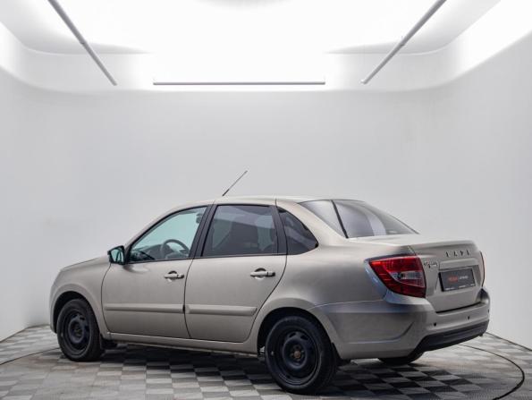 Lada (ВАЗ) Granta I Рестайлинг с пробегом 2022 года, цена 748 000 рублей, 65470 км, седан, Автокод Объявления