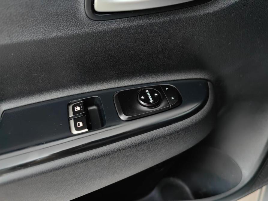 Kia Rio IV Подольск  - изображение 22