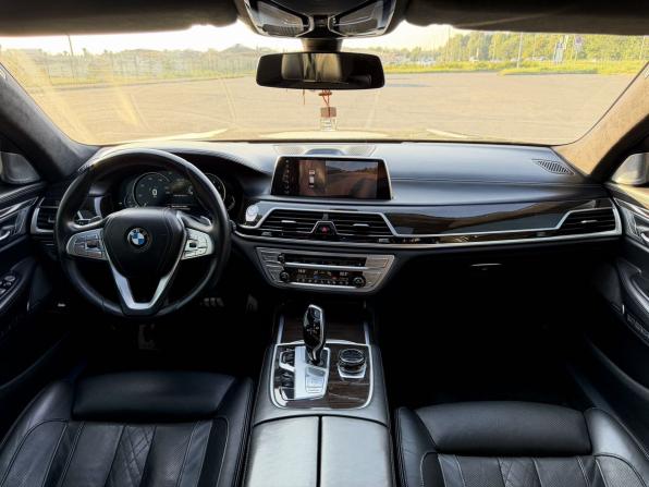 BMW 7 серии VI (G11/G12) с пробегом 2016 года, цена 3 700 000 рублей, 162689 км, седан, Автокод Объявления