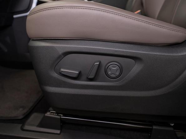 Hyundai Staria I Рестайлинг с пробегом 2026 года, цена 7 400 000 рублей, 15 км, минивэн, Автокод Объявления