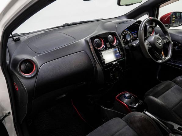 Nissan Note II Рестайлинг с пробегом 2017 года, цена 1 479 000 рублей, 143075 км, хэтчбек, Автокод Объявления