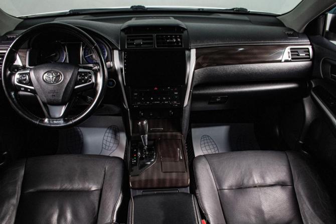 Toyota Camry VII (XV50) Рестайлинг с пробегом 2015 года, цена 1 599 000 рублей, 230700 км, седан, Автокод Объявления