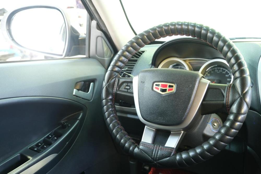 Geely Emgrand X7 I Омск  - изображение 13