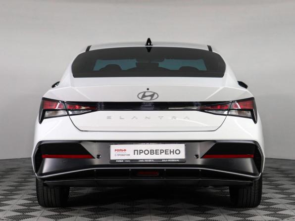Hyundai Elantra VII (CN7) Рестайлинг с пробегом 2023 года, цена 2 050 000 рублей, 50096 км, седан, Автокод Объявления