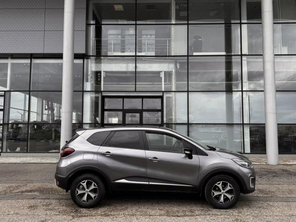 Renault Kaptur I Рестайлинг с пробегом 2021 года, цена 1 500 000 рублей, 56000 км, внедорожник, Автокод Объявления