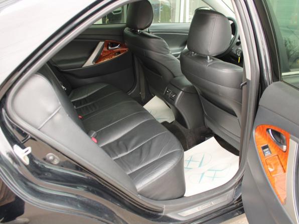 Toyota Camry VI (XV40) Рестайлинг с пробегом 2011 года, цена 1 060 000 рублей, 206728 км, седан, Автокод Объявления