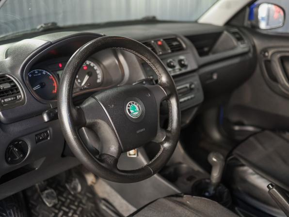Skoda Fabia II с пробегом 2008 года, цена 369 000 рублей, 192032 км, хэтчбек, Автокод Объявления