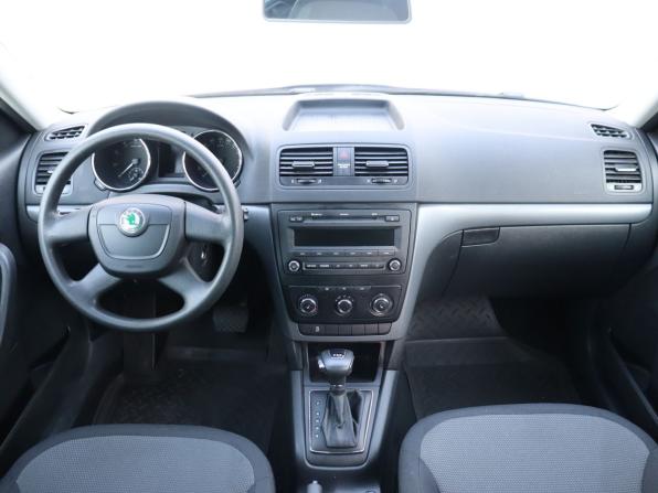 Skoda Yeti I с пробегом 2012 года, цена 1 150 000 рублей, 37284 км, внедорожник, Автокод Объявления
