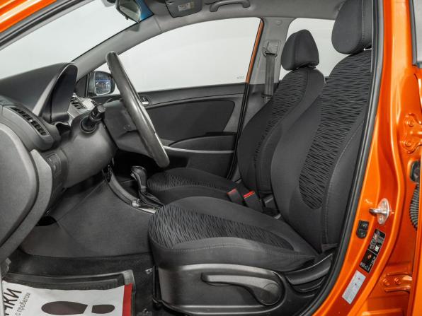 Hyundai Solaris I Рестайлинг с пробегом 2015 года, цена 975 000 рублей, 86620 км, хэтчбек, Автокод Объявления