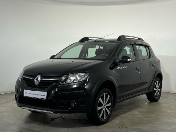 Renault Sandero II с пробегом 2015 года, цена 850 000 рублей, 89070 км, хэтчбек, Автокод Объявления