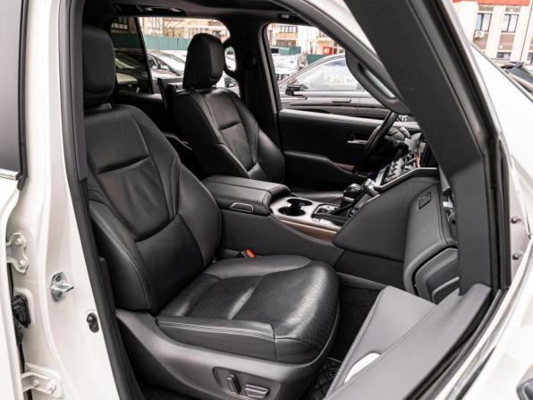 Toyota Land Cruiser 300 Series с пробегом 2022 года, цена 10 600 000 рублей, 63801 км, внедорожник, Автокод Объявления