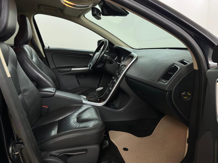 Volvo XC60 I Москва  - изображение 13