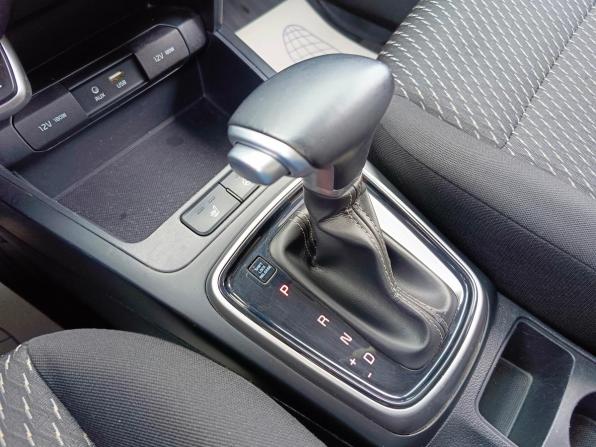 Kia Rio IV с пробегом 2019 года, цена 1 609 995 рублей, 70511 км, хэтчбек, Автокод Объявления