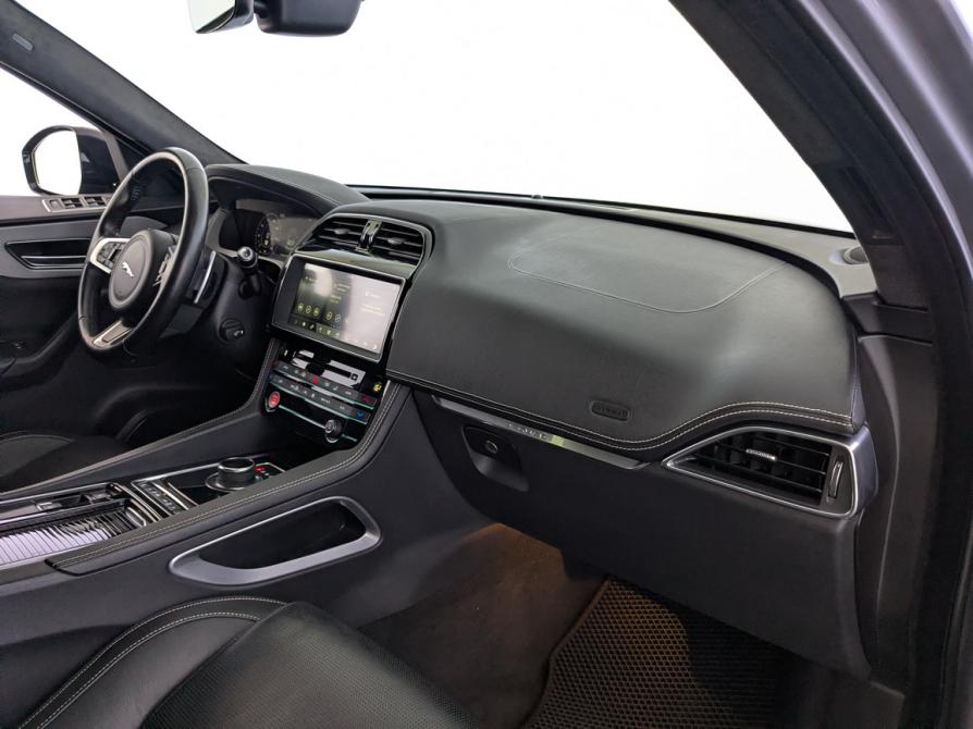 Jaguar F-Pace I Москва  - изображение 26