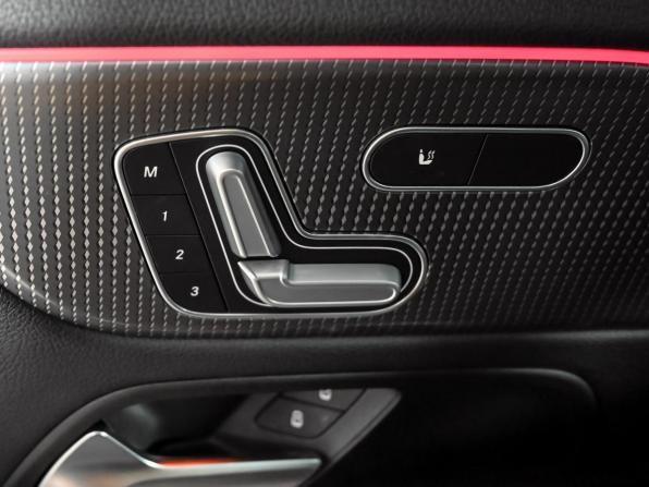 Mercedes-Benz GLA II (H247) с пробегом 2021 года, цена 2 730 000 рублей, 106834 км, внедорожник, Автокод Объявления