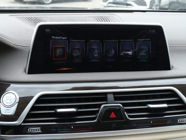 BMW 7 серии VI (G11/G12) с пробегом 2016 года, цена 3 490 000 рублей, 139353 км, седан, Автокод Объявления