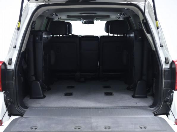 Toyota Land Cruiser 200 Series Рестайлинг 1 с пробегом 2013 года, цена 3 690 000 рублей, 268327 км, внедорожник, Автокод Объявления