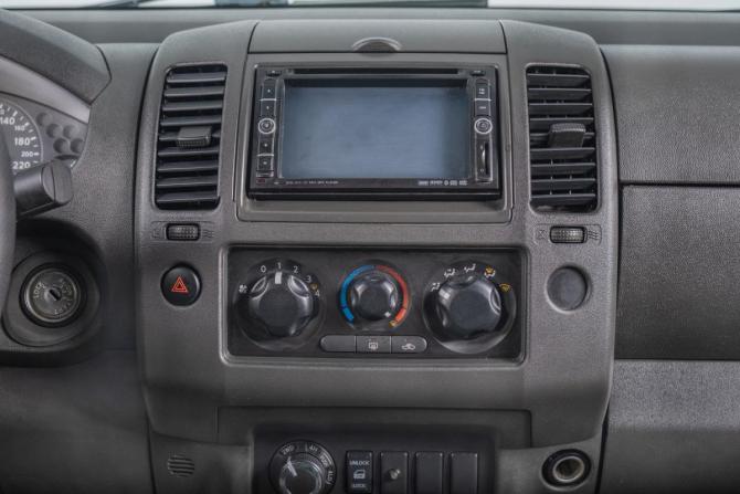 Nissan Navara (Frontier) III (D40) Рестайлинг с пробегом 2010 года, цена 929 000 рублей, 287000 км, offers.body_type.unknown, Автокод Объявления