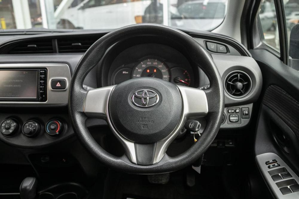 Toyota Vitz III (XP130) Рестайлинг Иркутск  - изображение 15