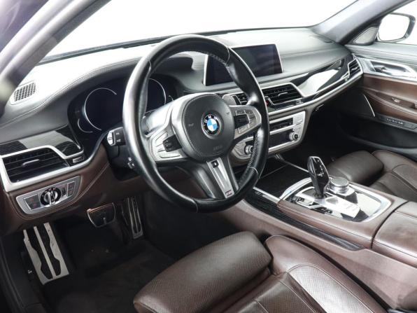 BMW 7 серии VI (G11/G12) с пробегом 2018 года, цена 3 395 700 рублей, 122022 км, седан, Автокод Объявления