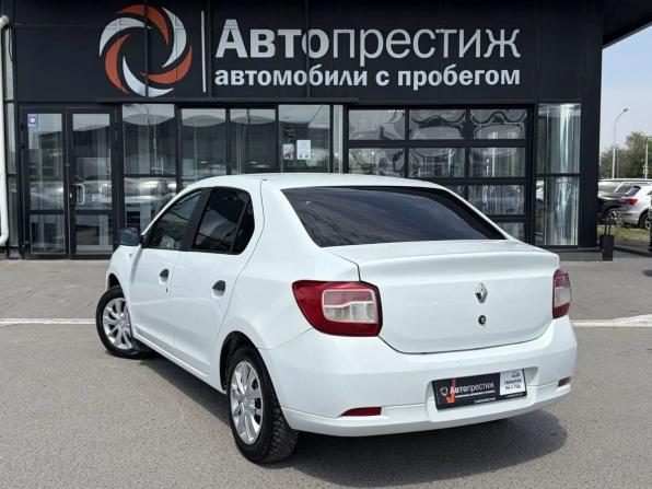 Renault Logan II Рестайлинг с пробегом 2019 года, цена 590 999 рублей, 152117 км, седан, Автокод Объявления