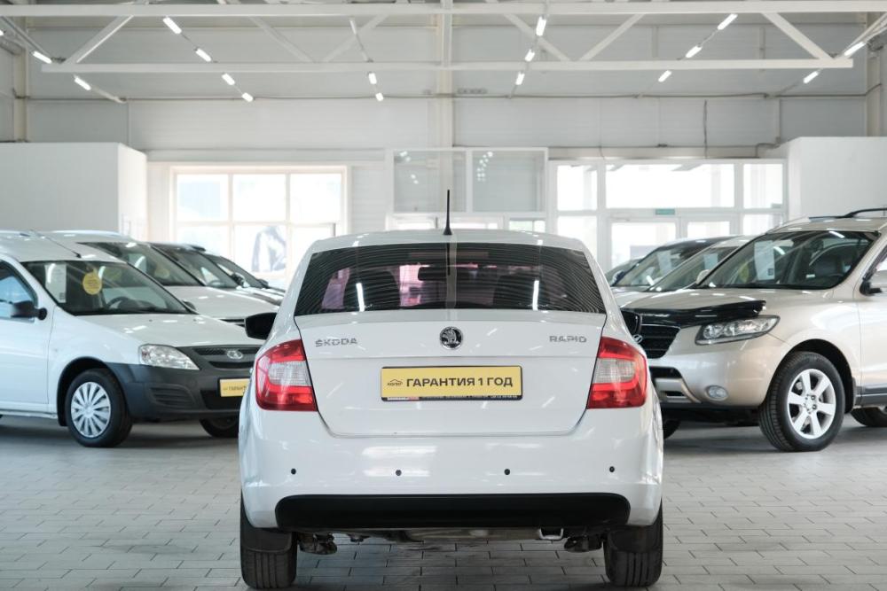Skoda Rapid I Омск  - изображение 7