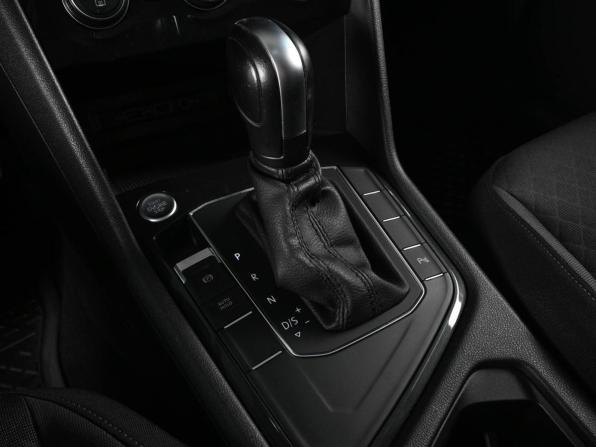 Volkswagen Tiguan II Рестайлинг с пробегом 2020 года, цена 2 389 000 рублей, 104711 км, внедорожник, Автокод Объявления