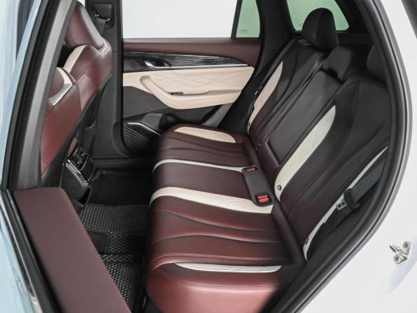 Geely Monjaro I с пробегом 2023 года, цена 3 225 000 рублей, 44146 км, внедорожник, Автокод Объявления