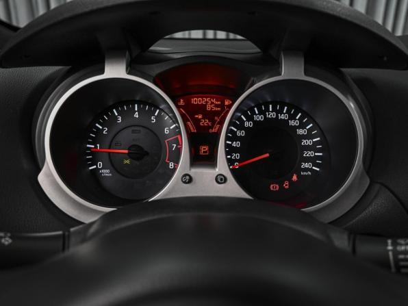 Nissan Juke I с пробегом 2013 года, цена 1 328 000 рублей, 100254 км, внедорожник, Автокод Объявления