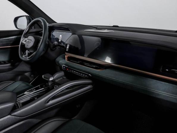 Geely Monjaro I с пробегом 2023 года, цена 3 300 000 рублей, 40092 км, внедорожник, Автокод Объявления
