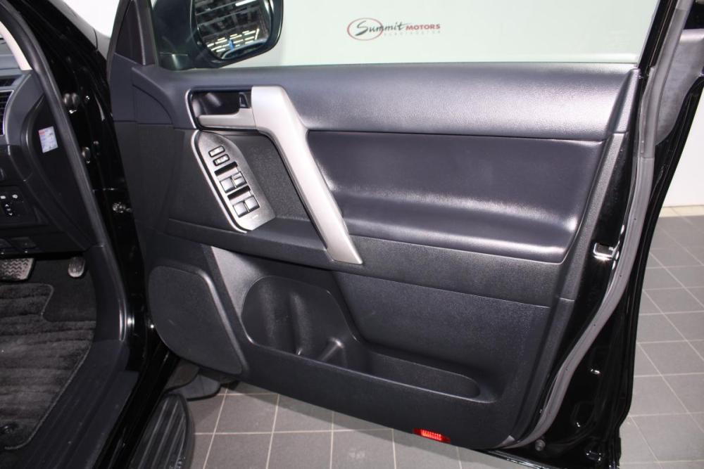 Toyota Land Cruiser Prado 150 Series Рестайлинг 3 Владивосток  - изображение 24