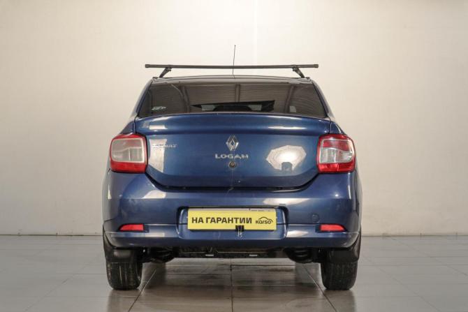 Renault Logan II с пробегом 2018 года, цена 1 019 000 рублей, 235300 км, седан, Автокод Объявления