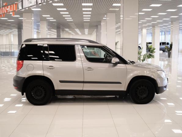 Skoda Yeti I с пробегом 2012 года, цена 420 000 рублей, 196652 км, внедорожник, Автокод Объявления