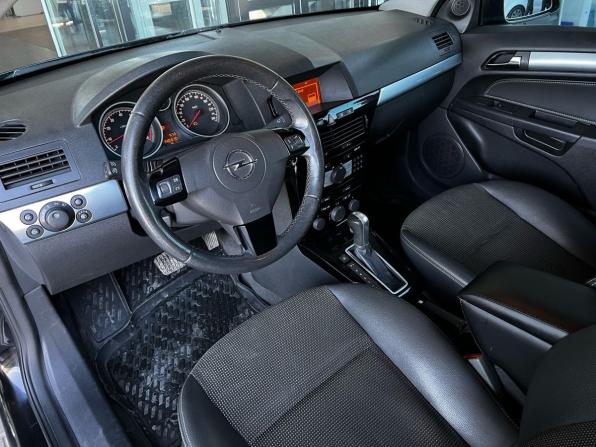 Opel Astra H Рестайлинг с пробегом 2008 года, цена 577 500 рублей, 140309 км, хэтчбек, Автокод Объявления