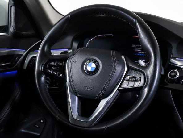 BMW 5 серии VII (G30/G31/G38) с пробегом 2019 года, цена 3 370 000 рублей, 152675 км, седан, Автокод Объявления