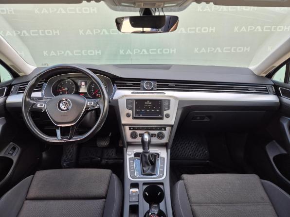 Volkswagen Passat B8 с пробегом 2017 года, цена 1 980 000 рублей, 96799 км, седан, Автокод Объявления