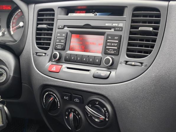 Kia Rio II Рестайлинг с пробегом 2010 года, цена 489 000 рублей, 164298 км, седан, Автокод Объявления