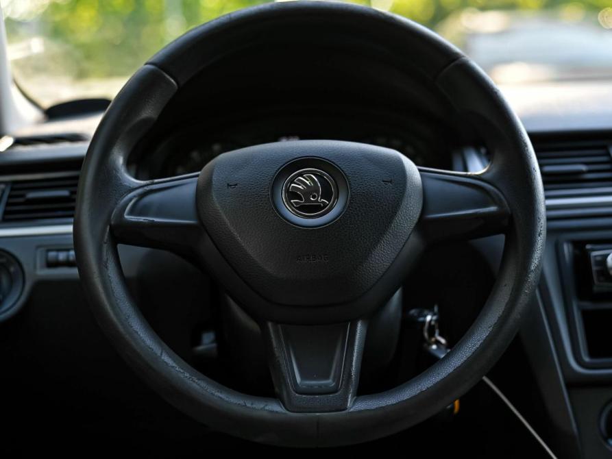 Skoda Rapid I Санкт-Петербург  - изображение 6
